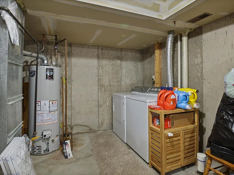 6457 McNichols Ct — Photo 7