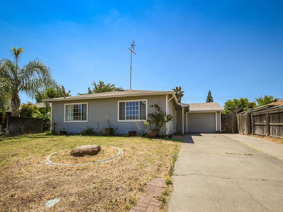 1st image of 4424 Palm Ave