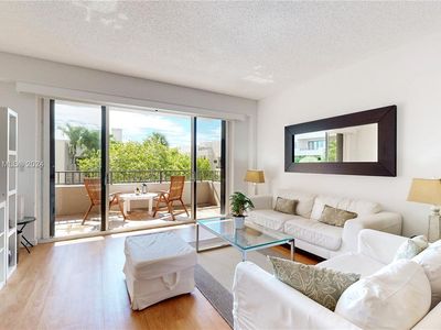 201 Crandon Blvd APT 209, Key Biscayne, FL, 33149