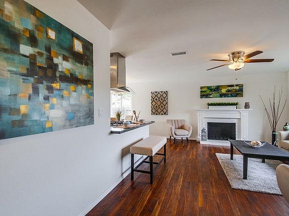 4th image of 1329 Eagle Rock Ln
