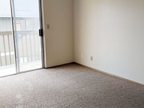 4th image of 1803 NE 99th St APT 9
