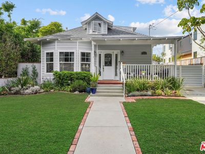 2213 Virginia Ave, Santa Monica, CA, 90404