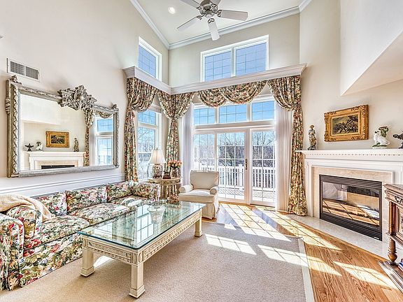 2nd image of 59 Dune Dr