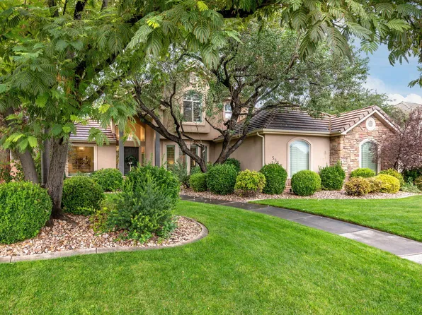 555 Vella Ln, Santa Clara, UT 84765