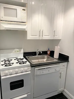 Rented by Corcoran | media 3