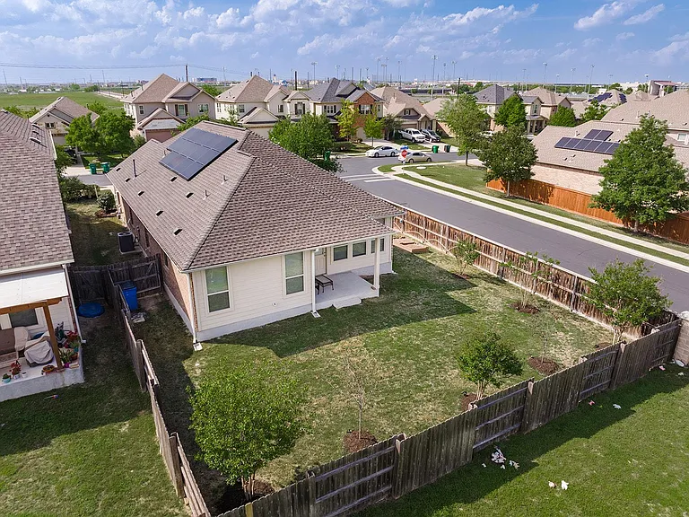 2517 Auburn Chestnut Ln — Photo 25
