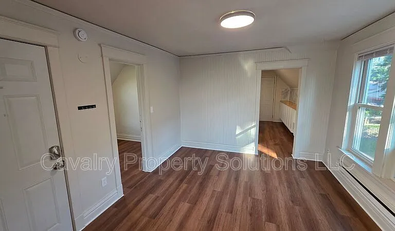 617 E 8th St #2 — Photo 8