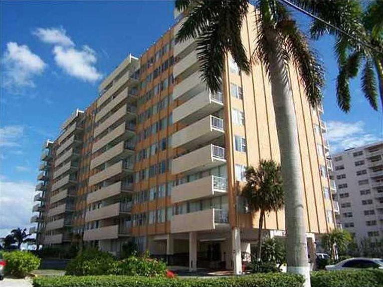 1st image of 7545 E Treasure Dr APT 4F