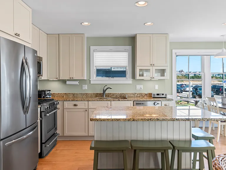93 Long Beach Ave #1 — Photo 6