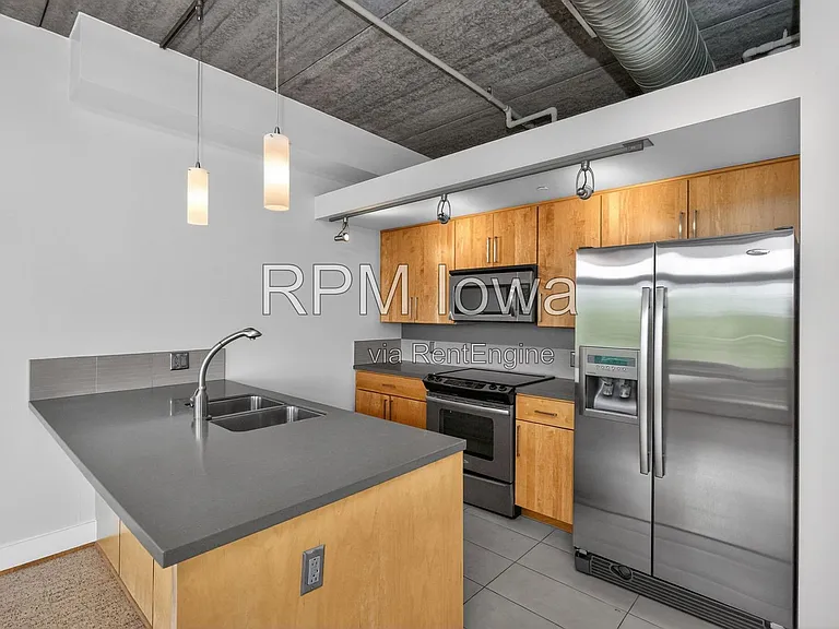 309 E 5th St #404 — Photo 9