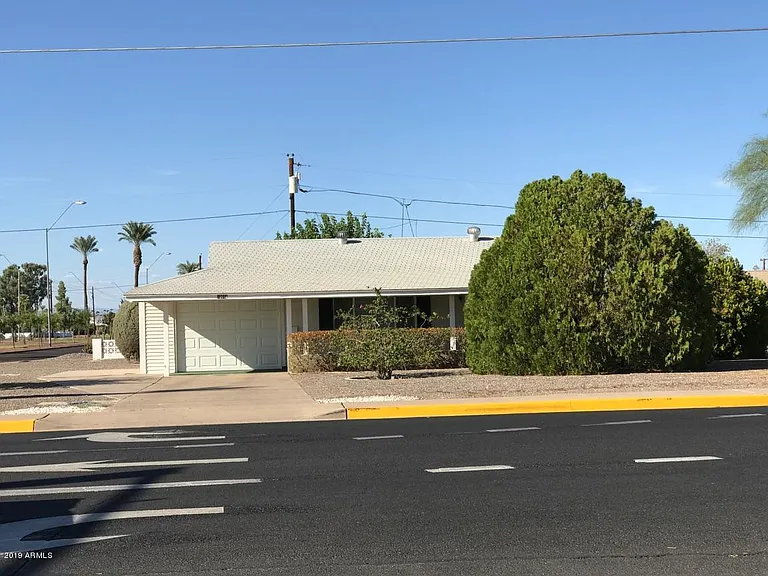10654 W Alabama Ave — Photo 1