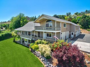 51 Basalt Springs Way, Naches, WA 98937