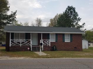 321 N Railroad St, Saint Pauls, NC 28384