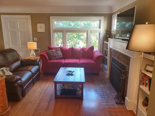 (undisclosed Address), Seattle, WA 98103