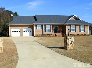 904 N Lincoln St, Benson, NC 27504
