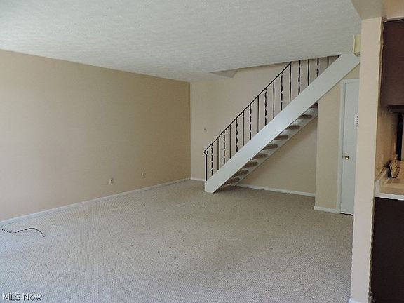 5th image of 1286B Pembrooke Dr