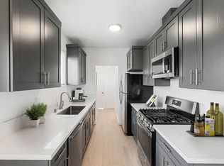 1226 Olive Ave #2B-2BA-900SQFT, Long Beach, CA 90813