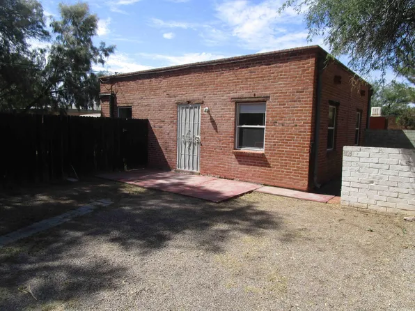 1803 E Blacklidge Dr #C, Tucson, AZ 85719