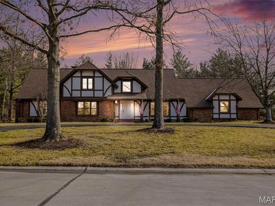 334 Ladue Oaks Dr, Saint Louis, MO, 63141