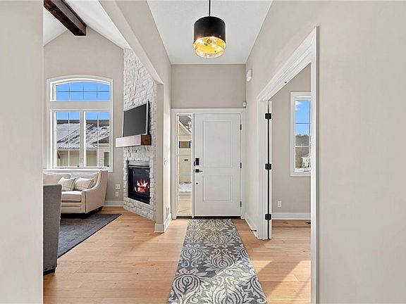 4th image of 7221 Allman Dr