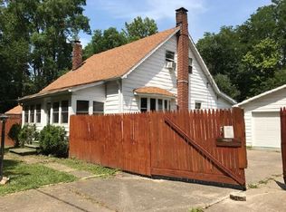 1749 N Moore St, Terre Haute, IN 47803