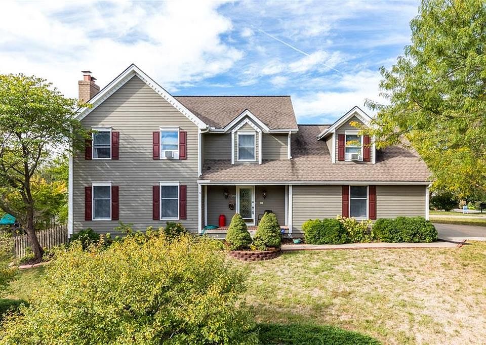 1st image of 1300 Wildbriar Pl