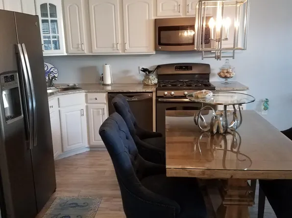 9300 Atlantic Ave, Margate, NJ 08402