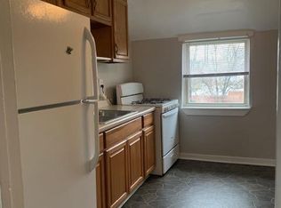 109 Walnut St #4, Sewickley, PA 15143