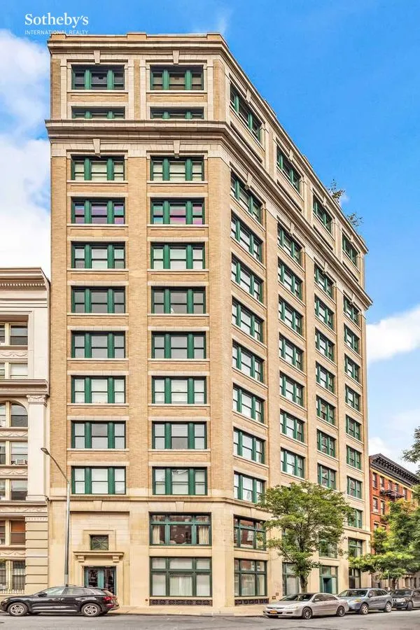 その他 NEIGHBORHOOD - VALIEM 147 Waverly Place #2W in West Village, Manhattan | StreetEasy