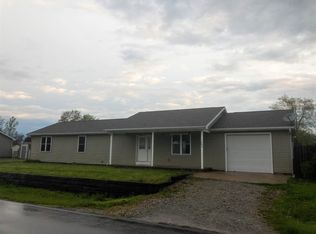 604 Short St, Nappanee, IN 46550