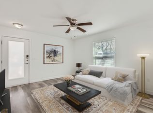 Mueller Crossing, Austin, TX 78723