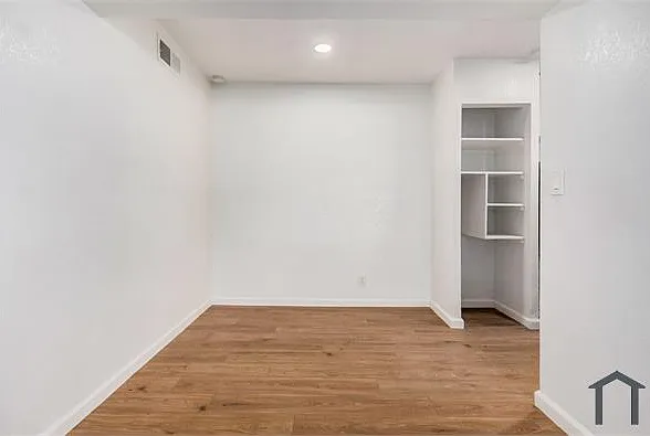 2411 W Hazelwood St #77 — Photo 10