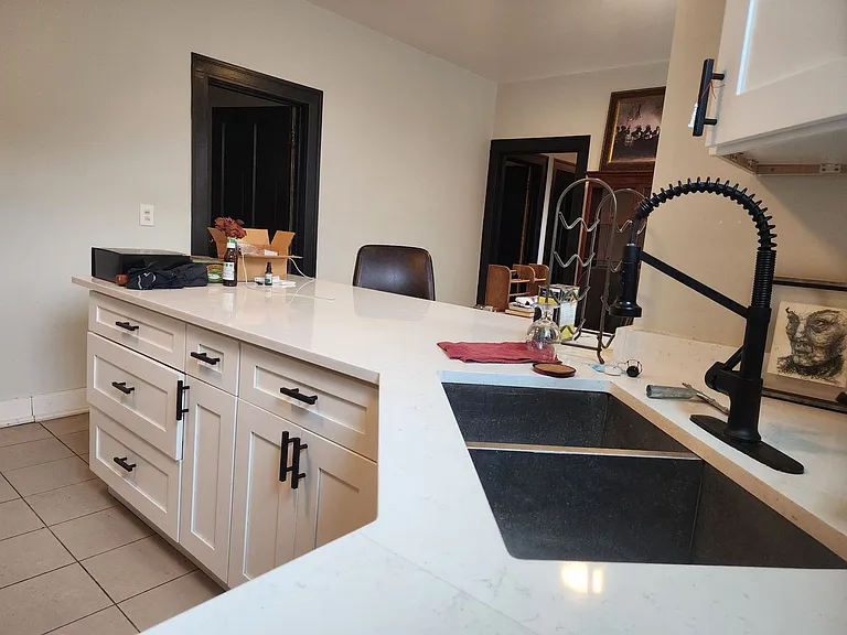 6107 N Washtenaw Ave #2W — Photo 4