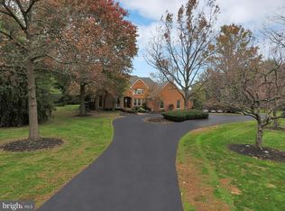 341 Sarsen Dr, Lititz, PA 17543