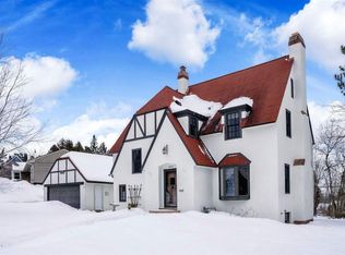 3610 E 4th St, Duluth, MN 55804