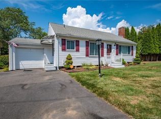 106 Chester St, East Hartford, CT 06108