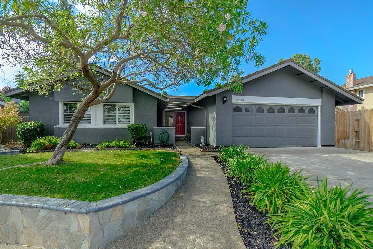 10079 Shady View Ct photo 1