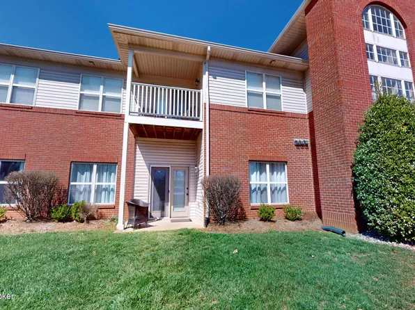 9504 Magnolia Ridge Dr Unit 101, Louisville, KY 40291