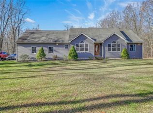 30 Palamino Pl, New Windsor, NY 12553