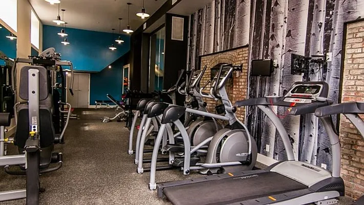 Rented by Nooklyn NYC LLC | media 25