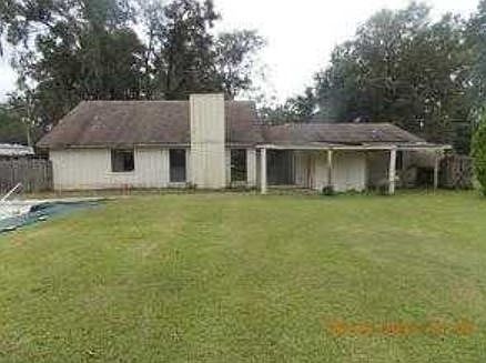 4th image of 900 Pineview Dr