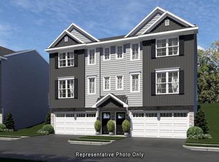 65 Glenn Vw, Carlisle, PA 17013