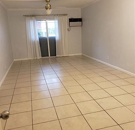 4th image of 200 S Birch Rd APT 203
