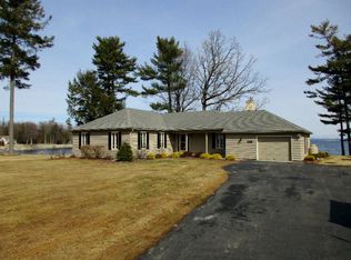 31 Gunboat Ln, Plattsburgh, NY 12901