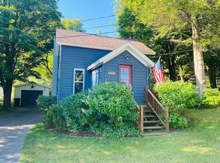 3094 E Columbus St, Cedar, MI 49621