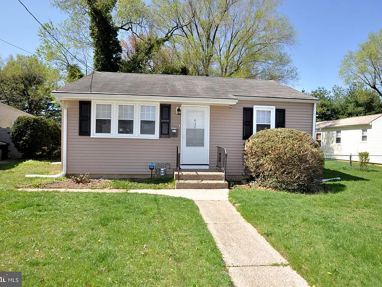 432 N Coles Ave — Photo 1