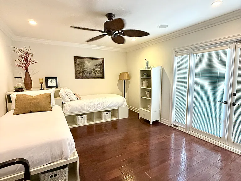 504 Avocado Ave — Photo 26