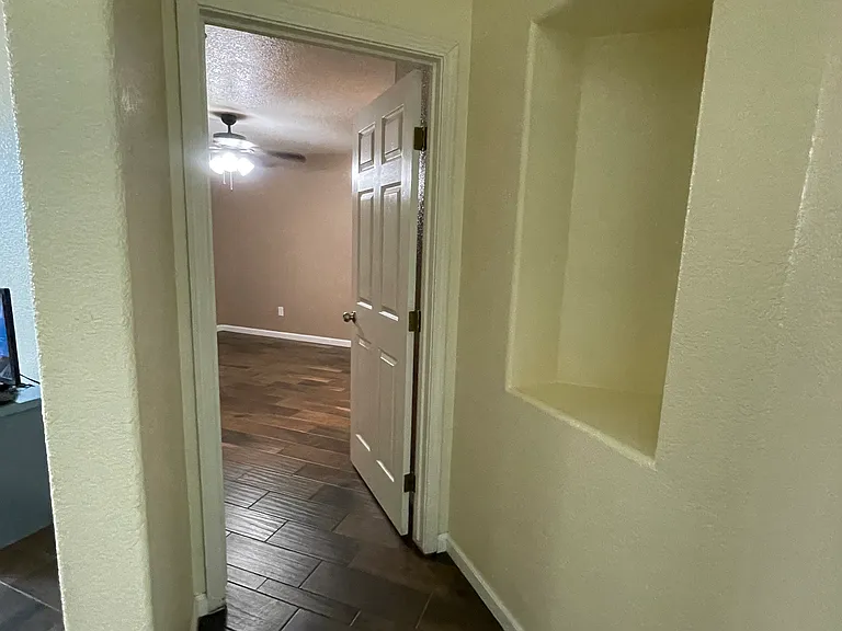 1915 Hatch Ave — Photo 27