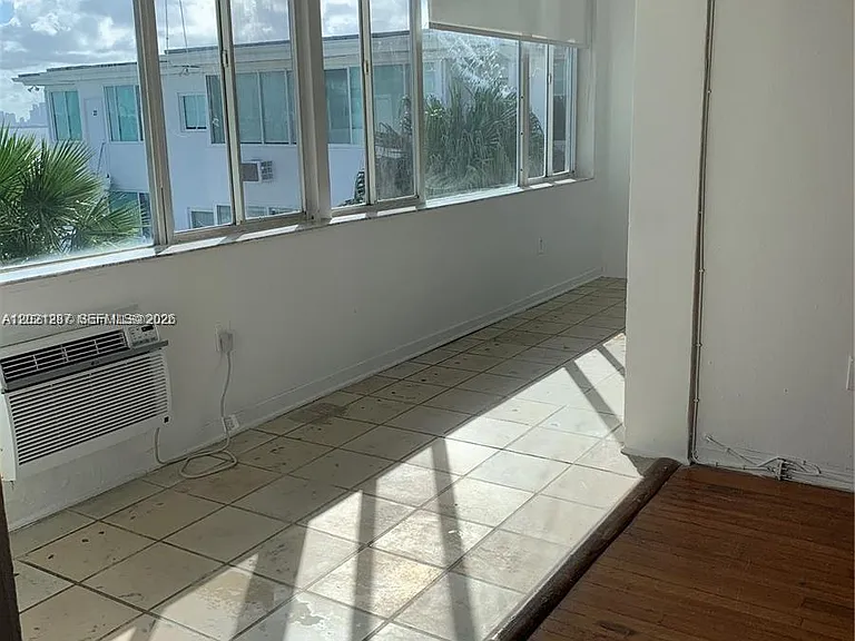 1840 S Treasure Dr #16 — Photo 35