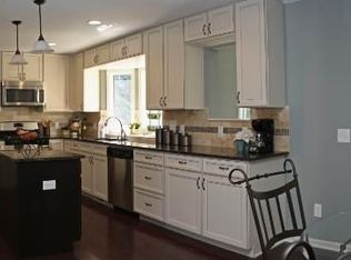13340 Greenwich Ct, Apple Valley, MN 55124